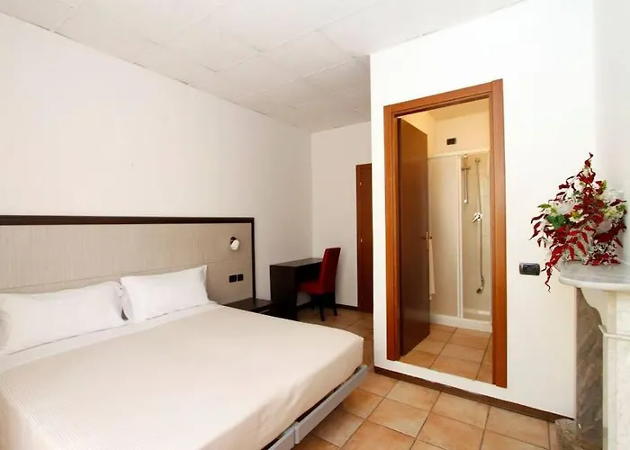 Albergo Maccagno Bed and breakfast